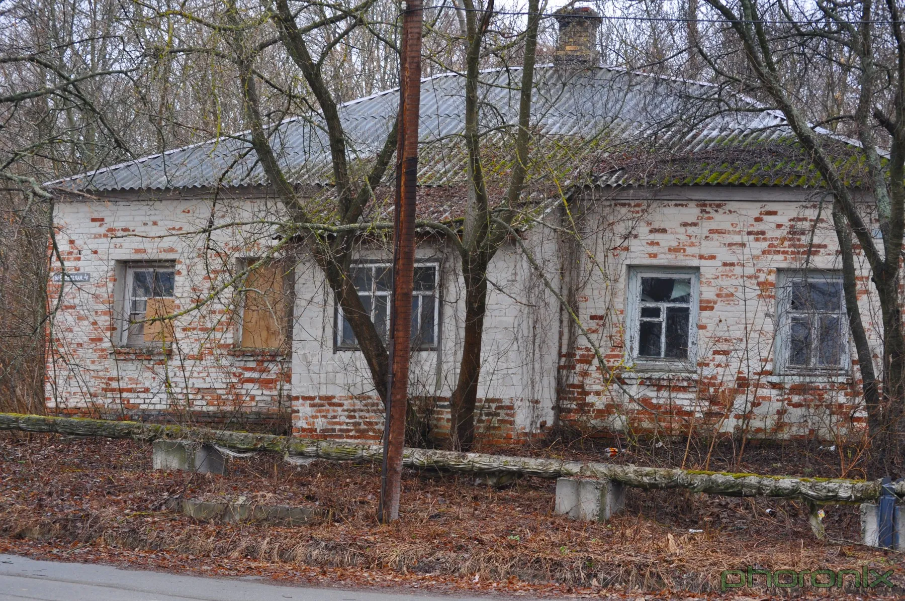 [phoronix] Touring Chernobyl In 2010: Chernobyl Town