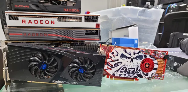 Radeon r700 hot sale