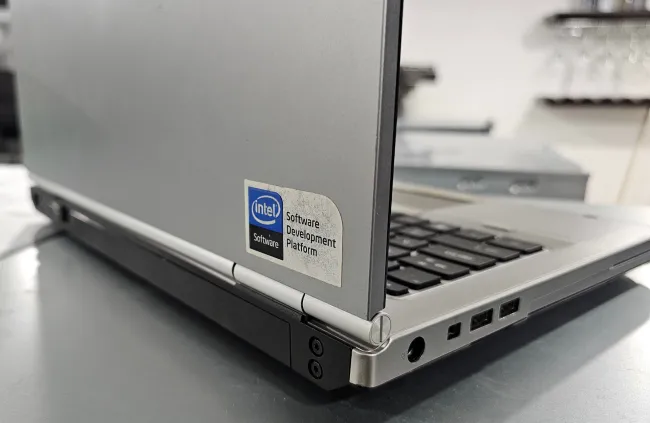 Intel Sandy Bridge Software Development Platform laptop