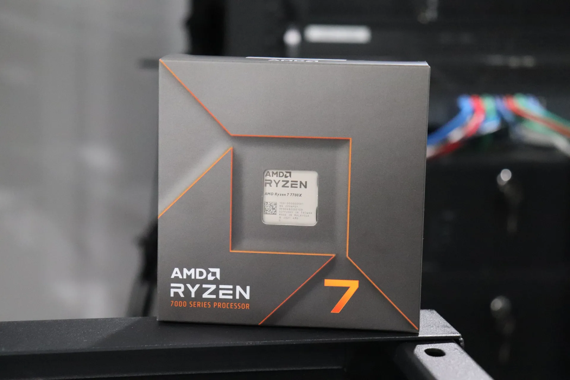 AMD Ryzen 5 7600X and Ryzen 7 7700X Review