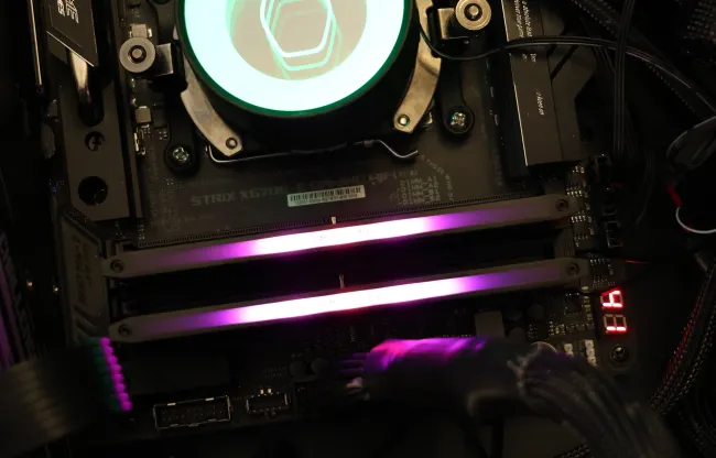 Corsair DDR5 RGB lighting