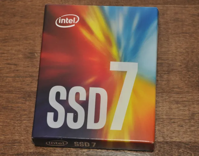 Intel 760p hot sale series ssd