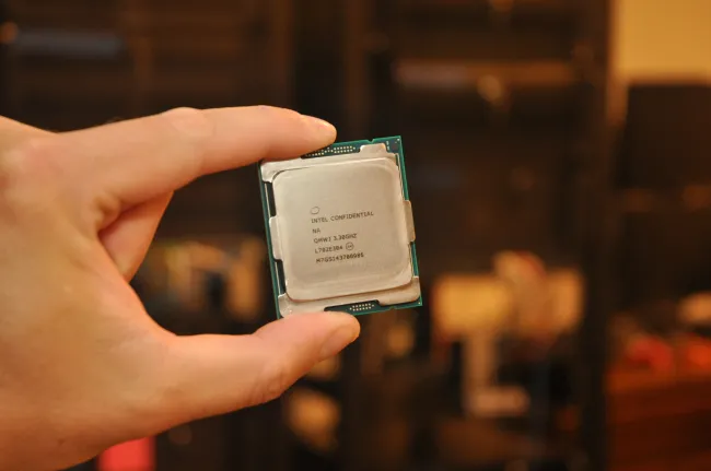 Intel Core i9 7900X Linux Benchmarks Review - Phoronix