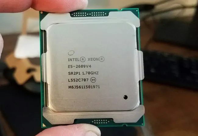 Intel Xeon E5 2609 V4 Broadwell Ep Linux Benchmarks Phoronix