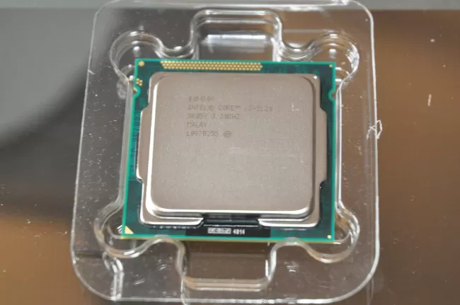  Intel Core i3-2120 Dual-Core Processor 3.3 GHz 3 MB Cache LGA  1155 - BX80623I32120 : Electronics