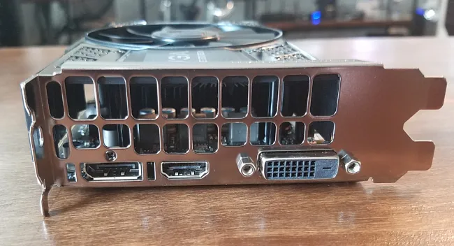 Gtx on sale 1050 ports