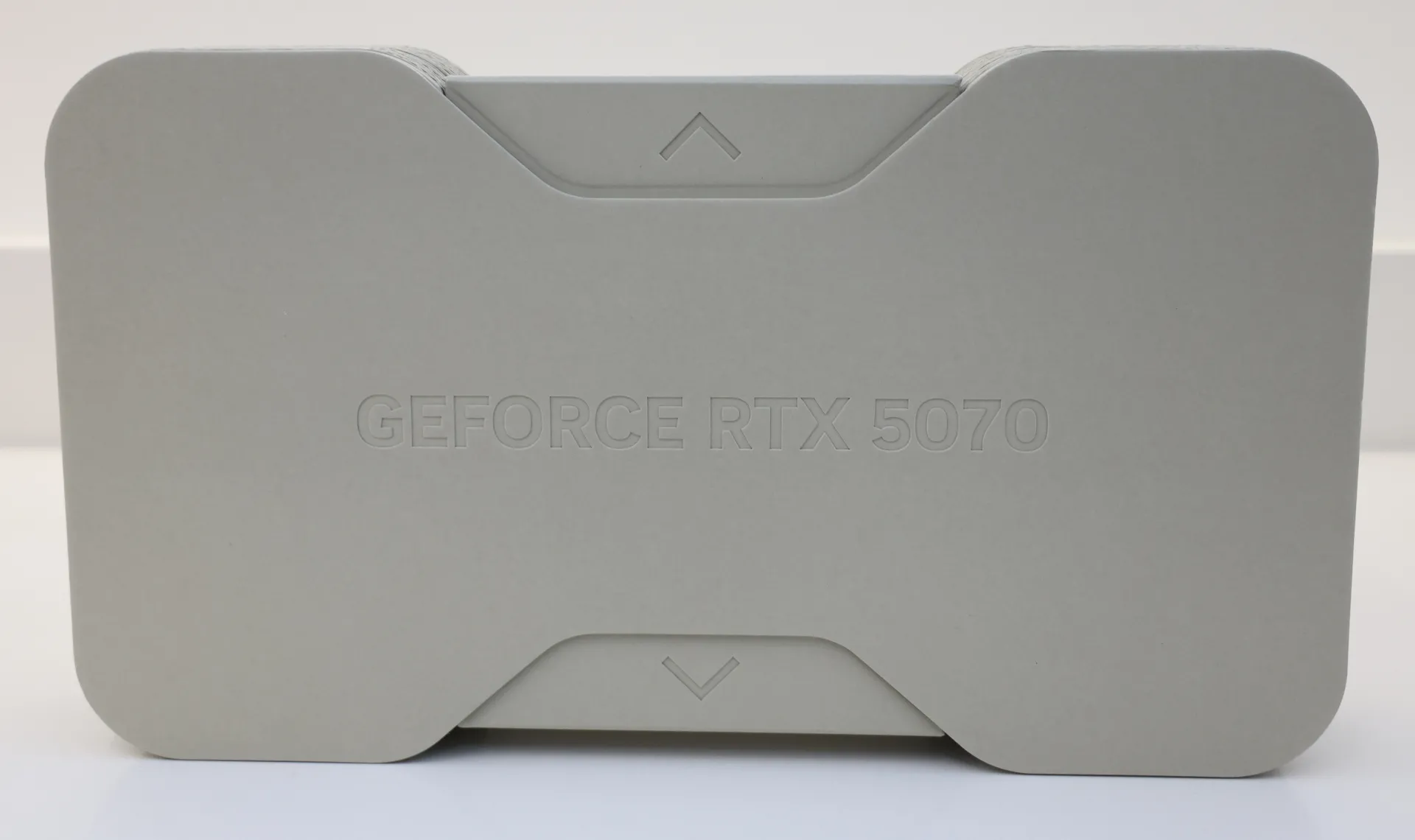 NVIDIA GeForce RTX 5070 package