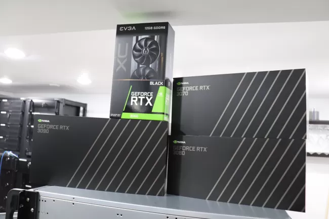 AMD Radeon RX 6800 vs. NVIDIA RTX 30 Linux Performance Heating Up Review -  Phoronix