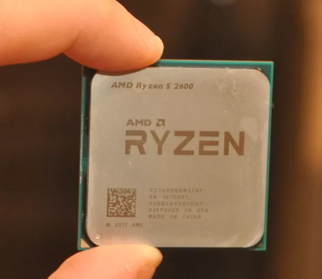 Прыгает вольтаж на процессоре ryzen 2600