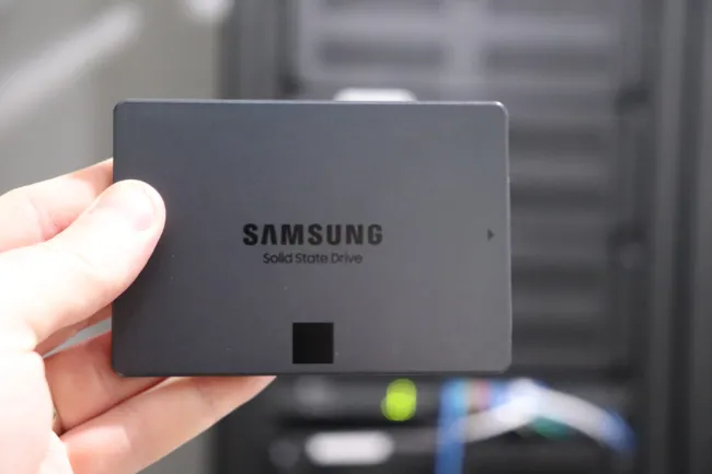 Samsung 870 QVO SSD Performance On Ubuntu Linux Review - Phoronix