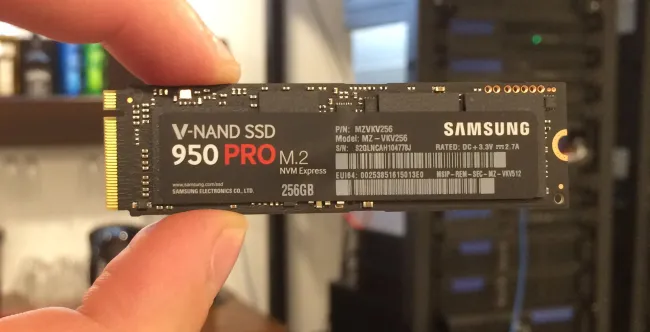 Samsung 950-series PRO 256GB M.2 NVMe 