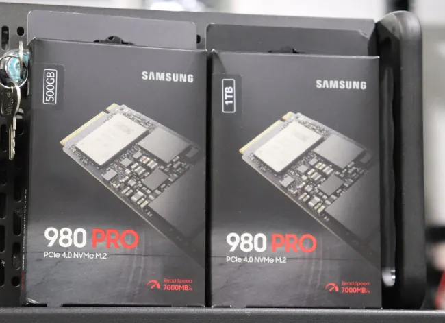 PCIe 4.0 vs. PCIe 3.0 SSDs Benchmarked