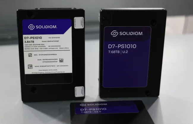 Solidigm D7-PS1010 SSDs