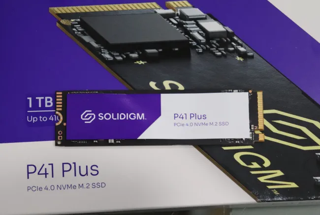 Solidigm P41 Plus NVMe SSD Review - Phoronix